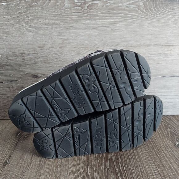 Alegria Airie Woodstock Black Platform Sandal 7-7.5 - Picture 8 of 11